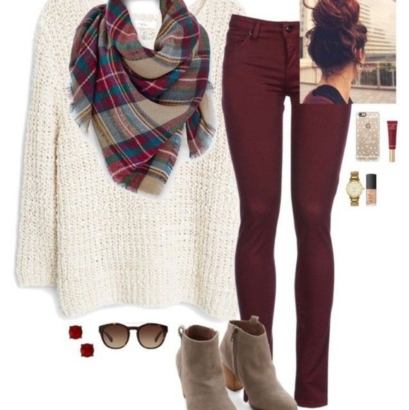 American Eagal NE(X)T LEVEL STRETCH Hi-Rise Crop Flare Burgandy Jean Pants NWOT - Picture 3 of 10